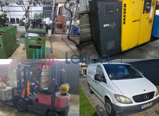 DIVERSO MATERIAL E EQUIPAMENTO PARA CONFECÇÃO DE PEÚGAS | DIVERSO MATERIAL DE ESCRITÓRIO | SISTEMA DE PAINÉIS SOLARES | MERCEDES VITO DO ANO 2004