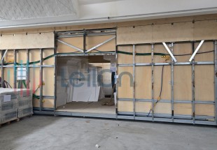 1 CASA MODELAR SEM REVESTIMENTO E PRÉ-INSTALAÇÃO ELÉTRICA (incompleta)