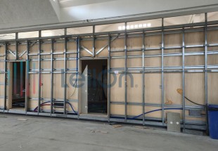 1 CASA MODELAR SEM REVESTIMENTO E PRÉ-INSTALAÇÃO ELÉTRICA (incompleta)