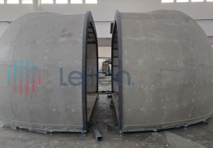 1 BUNGALOW DE FORMA OVAL COM REVESTIMENTO E PRÉ- INSTALAÇÃO ELÉTRICA (incompleta)