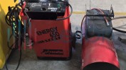 1 CARREGADOR DE BATERIAS PROFISSIONAL E 1 BOMBA DE CALOR