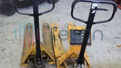 LOTE COMPOSTO POR 2 PORTA PALETES