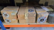 LOTE COMPOSTO POR DIVERSAS FERRAMENTAS E ACESSÓRIOS COM 2 ESTANTES