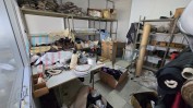 DIVERSO MATERIAL E EQUIPAMENTO PARA CONFEÇÃO DE PELES