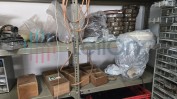 DIVERSO MATERIAL E EQUIPAMENTO PARA CONFEÇÃO DE PELES