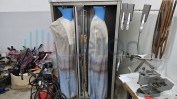 DIVERSO MATERIAL E EQUIPAMENTO PARA CONFEÇÃO DE PELES