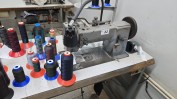 DIVERSO MATERIAL E EQUIPAMENTO PARA CONFEÇÃO DE PELES