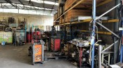 DIVERSO EQUIPAMENTO DE ESCRITÓRIO E DIVERSO MATERIAL E EQUIPAMENTO PARA REPARAÇÃO DE PESADOS