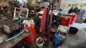 DIVERSO EQUIPAMENTO DE ESCRITÓRIO E DIVERSO MATERIAL E EQUIPAMENTO PARA REPARAÇÃO DE PESADOS
