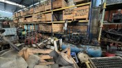DIVERSO EQUIPAMENTO DE ESCRITÓRIO E DIVERSO MATERIAL E EQUIPAMENTO PARA REPARAÇÃO DE PESADOS