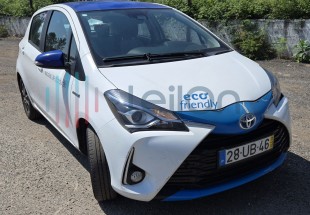 TOYOTA YARIS do ano 2017
