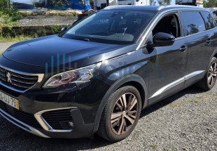 PEUGEOT MODELO 5008