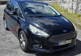 FORD MODELO S-MAX