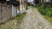 1/3 DO PRÉDIO URBANO – CASA DE HABITAÇÃO DE R/C E 1º ANDAR
