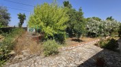 PRÉDIO URBANO COMPOSTO POR RÉS-DO-CHÃO, SÓTÃO, ANEXO E LOGRADOURO