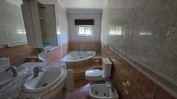 PRÉDIO URBANO COMPOSTO POR RÉS-DO-CHÃO, SÓTÃO, ANEXO E LOGRADOURO