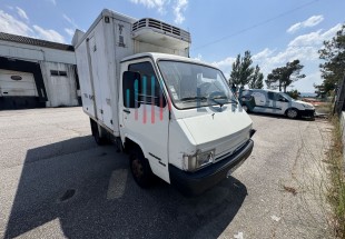 NISSAN TRADE 100 REFRIGERADA DO ANO 1998