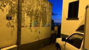 PRÉDIO URBANO COMPOSTO POR PRÉDIO DE HABITAÇÃO DE RÉS DO CHÃO E PRIMEIRO ANDAR