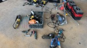 DIVERSO MATERIAL DE ESCRITÓRIO | DIVERSO MATERIAL E EQUIPAMENTO PARA TRANSFORMAÇÃO DE ALUMÍNIOS