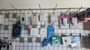 DIVERSO MATERIAL INFORMÁTICO, ARTIGOS DE PAPELARIA, RETALHO DE PERFUMES, COSMÉTICOS, PRODUTOS DE HIGIENE E ARTIGOS DE DROGARIA