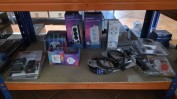DIVERSO MATERIAL INFORMÁTICO, ARTIGOS DE PAPELARIA, RETALHO DE PERFUMES, COSMÉTICOS, PRODUTOS DE HIGIENE E ARTIGOS DE DROGARIA