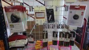 DIVERSO MATERIAL INFORMÁTICO, ARTIGOS DE PAPELARIA, RETALHO DE PERFUMES, COSMÉTICOS, PRODUTOS DE HIGIENE E ARTIGOS DE DROGARIA