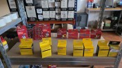DIVERSO MATERIAL INFORMÁTICO, ARTIGOS DE PAPELARIA, RETALHO DE PERFUMES, COSMÉTICOS, PRODUTOS DE HIGIENE E ARTIGOS DE DROGARIA