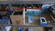 DIVERSO MATERIAL INFORMÁTICO, ARTIGOS DE PAPELARIA, RETALHO DE PERFUMES, COSMÉTICOS, PRODUTOS DE HIGIENE E ARTIGOS DE DROGARIA