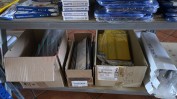 DIVERSO MATERIAL INFORMÁTICO, ARTIGOS DE PAPELARIA, RETALHO DE PERFUMES, COSMÉTICOS, PRODUTOS DE HIGIENE E ARTIGOS DE DROGARIA