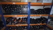 DIVERSO MATERIAL INFORMÁTICO, ARTIGOS DE PAPELARIA, RETALHO DE PERFUMES, COSMÉTICOS, PRODUTOS DE HIGIENE E ARTIGOS DE DROGARIA
