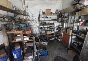 DIVERSO MATERIAL DE ESCRITÓRIO | DIVERSO MATERIAL E EQUIPAMENTO PARA FABRICAÇÃO E TRANSFORMAÇÃO DE VIDROS