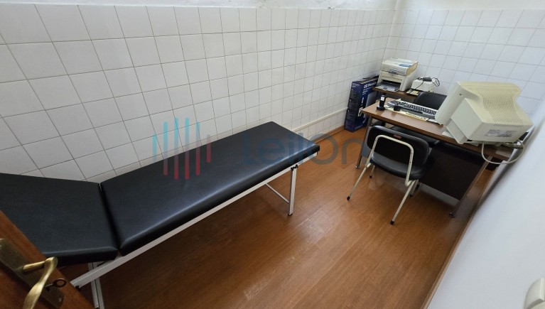 VERBA 3 - DIVERSO MATERIAL DE POSTO MÉDICO