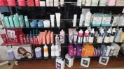 PRODUTOS DE CABELEIREIRO, PRODUTOS COSMÉTICA, HIGIENE E LIMPEZA, MOBILIÁRIO PARA CABELEIREIROS, COMÉRCIO DE FERRAMENTAS PARA CABELEIREIROS