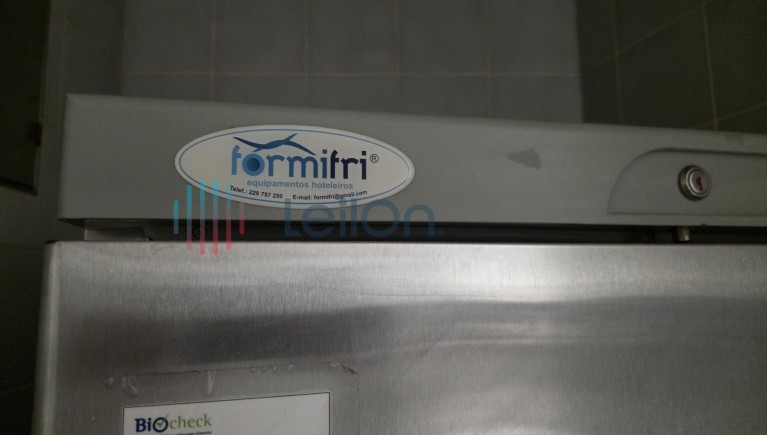 DIVERSO MATERIAL E EQUIPAMENTO DE HOTELARIA