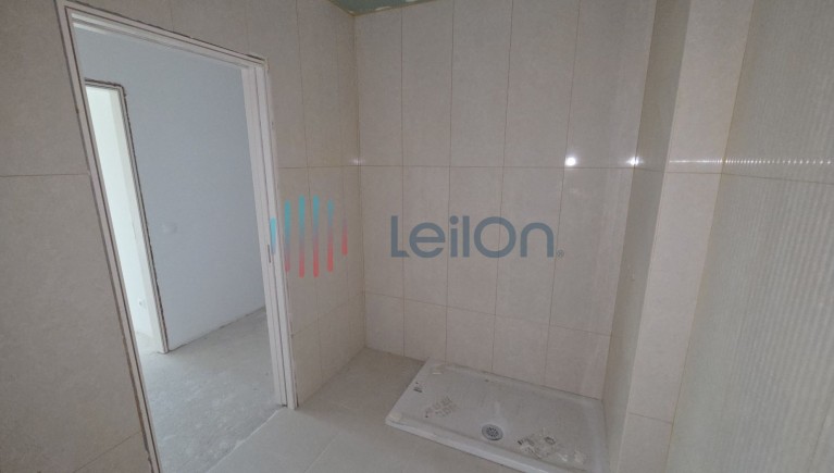 FRAÇÃO AUTÓNOMA – T3- (INACABADO) 