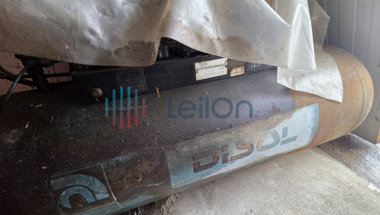 DIVERSO MATERIAL E EQUIPAMENTO TÊXTIL