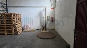 PRÉDIO URBANO | PRÉDIO RÚSTICO AT 2350 M2 | PRÉDIO RÚSTICO AT 720 M2 | DIVERSO MATERIAL E EQUIPAMENTO DE PRODUÇÃO INDUSTRIAL E ENGARRAFAMENTO DE BEBIDAS | RENAULT MASTER DO ANO 2014 | 