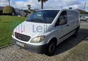 MERCEDES VITO DO ANO 2004 