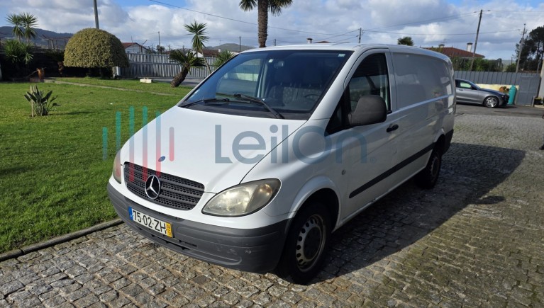 MERCEDES VITO DO ANO 2004 