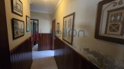 PRÉDIO MISTO – CASA DE RÉS-DO-CHÃO E 1º ANDAR COM DEPENDÊNCIAS – HABITAÇÃO – LOGRADOURO, TERRENO DE CULTURA COM ÁREA TOTAL DE 2830 M2 OVAR