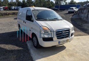 HYUNDAI modelo H1 DO ANO 2006