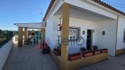 PRÉDIO URBANO, COMPOSTO POR CASA DE RÉS DE CHÃO PARA HABITAÇÃO, ANEXO, ARRECADAÇÃO E GARAGEM