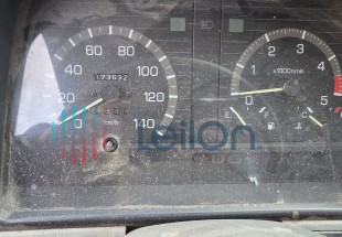MITSUBISHI CANTER DE 2000 