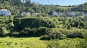 PRÉDIO URBANO - TERRENO DE CONSTRUÇÃO COM 3.000 m2 COPEIRA | CASA DESTINADA A ARRUMAÇÕES, COM ÁREA COBERTA DE 420 M2 E 13.700 M2 DE LOGRADOURO | ½ PRÉDIO URBANO - TERRENO DE CONSTRUÇÃO COM 7.500 m2 - COPEIRA
