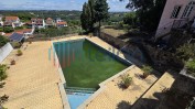 PRÉDIO MISTO SITO EM SANTA COMBA DÃO COM ÁREA TOTAL DE 1.544,80 M2