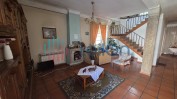 PRÉDIO MISTO SITO EM SANTA COMBA DÃO COM ÁREA TOTAL DE 1.544,80 M2