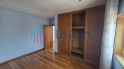 MORADIA COM 377 M2 - FRADELOS