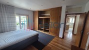 MORADIA COM 377 M2 - FRADELOS
