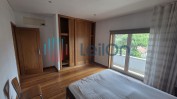 MORADIA COM 377 M2 - FRADELOS