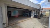 MORADIA COM 377 M2 - FRADELOS